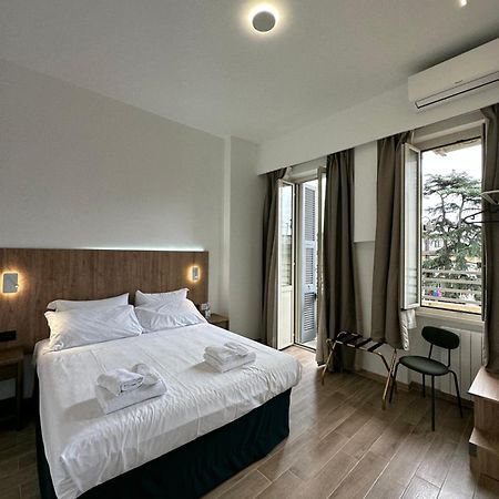 Отель Domus House Рим Экстерьер фото