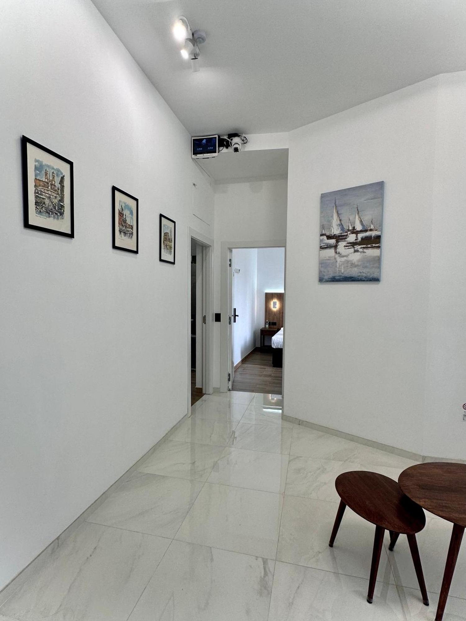 Отель Domus House Рим Экстерьер фото